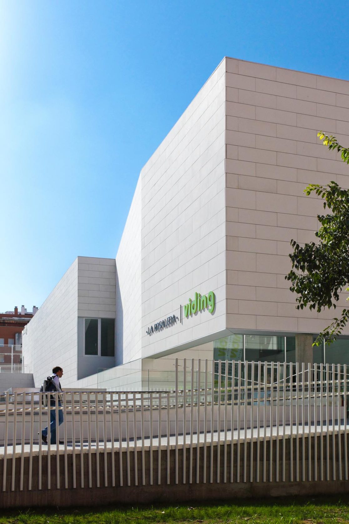 Centro Deportivo Viding. Sevilla - Disev Arquitectura
